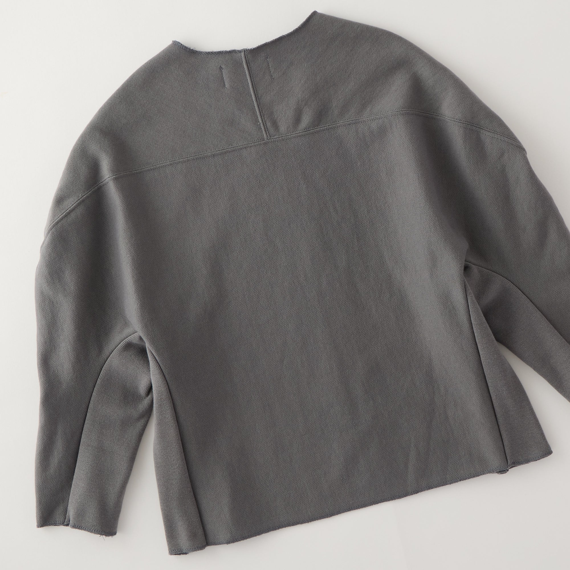 Reverse Weave Cutoff Sweat