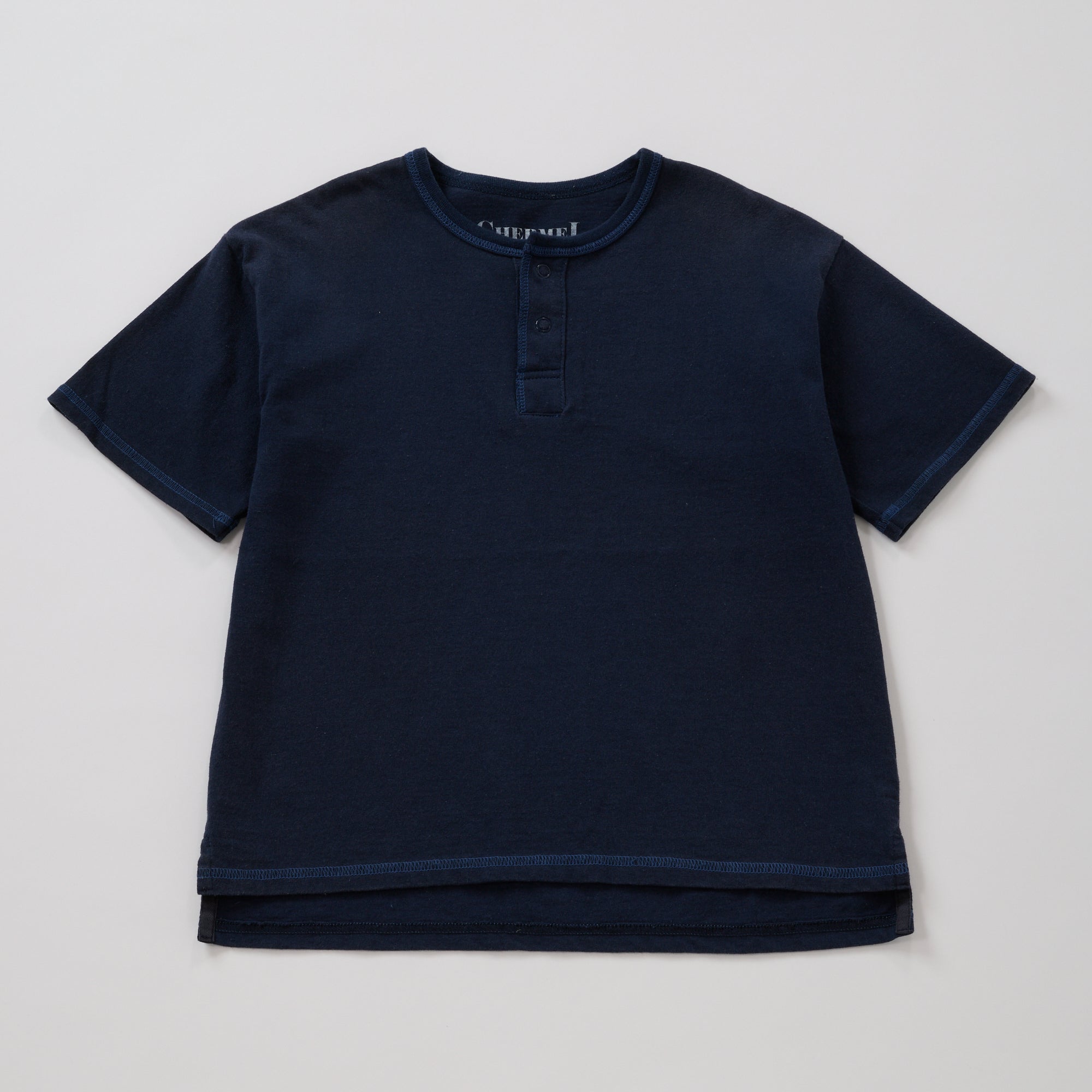 HenleyNeck  S/S Tee